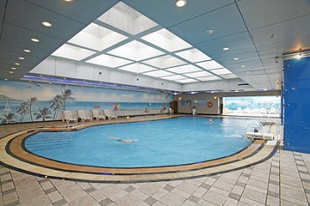 青岛海都大酒店室内游泳池