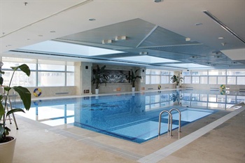 北京方恒假日酒店室内游泳池