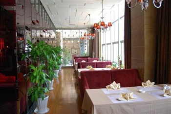 深圳东方半山酒店西餐厅