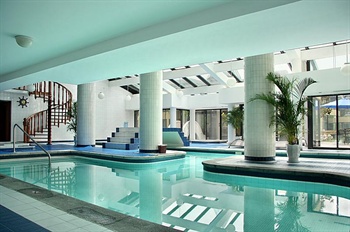 西安建国饭店游泳池