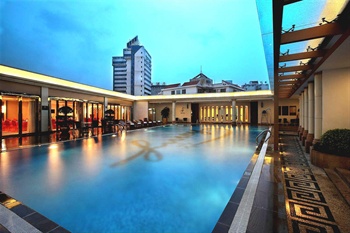 珠海来魅力假日酒店游泳池