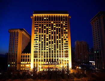 山西丽华大酒店夜景图片