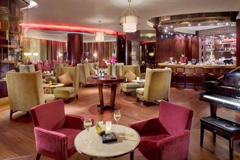 深圳星河丽思卡尔顿酒店酒吧图片