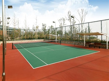 上海滴水湖洲际酒店室外网球场