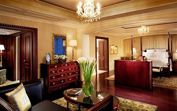 北京丽思卡尔顿酒店(华贸中心）总统套房卧室