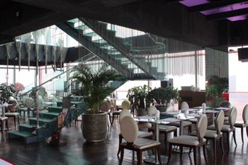 广州南沙珠江三角洲世贸中心大厦餐厅