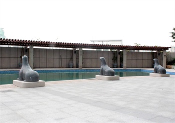 广州云来斯堡酒店游泳池