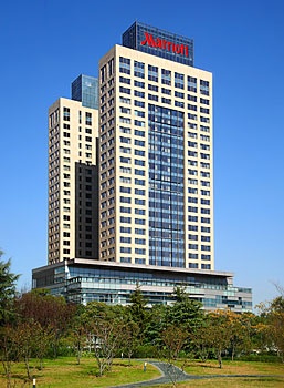 上海新发展亚太JW万豪酒店酒店外观图片