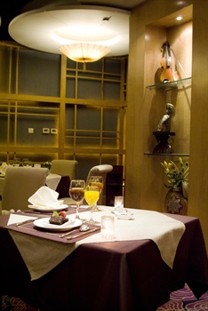 南昌嘉莱特和平国际酒店西餐厅