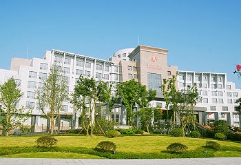 重庆华地王朝华美达广场酒店（大足）酒店外观图片