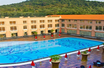 广州逸林假日酒店室外游泳池