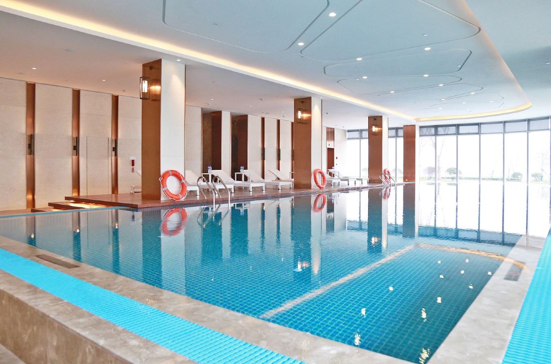 西安浐灞艾美酒店游泳池