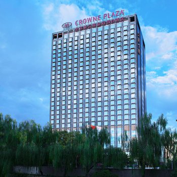 北京新云南皇冠假日酒店酒店外观图片